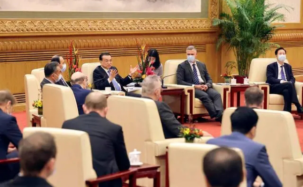 The Representatives of Foreign Experts from Hebei Province Attend the Spring Festival Symposium in Beijing
